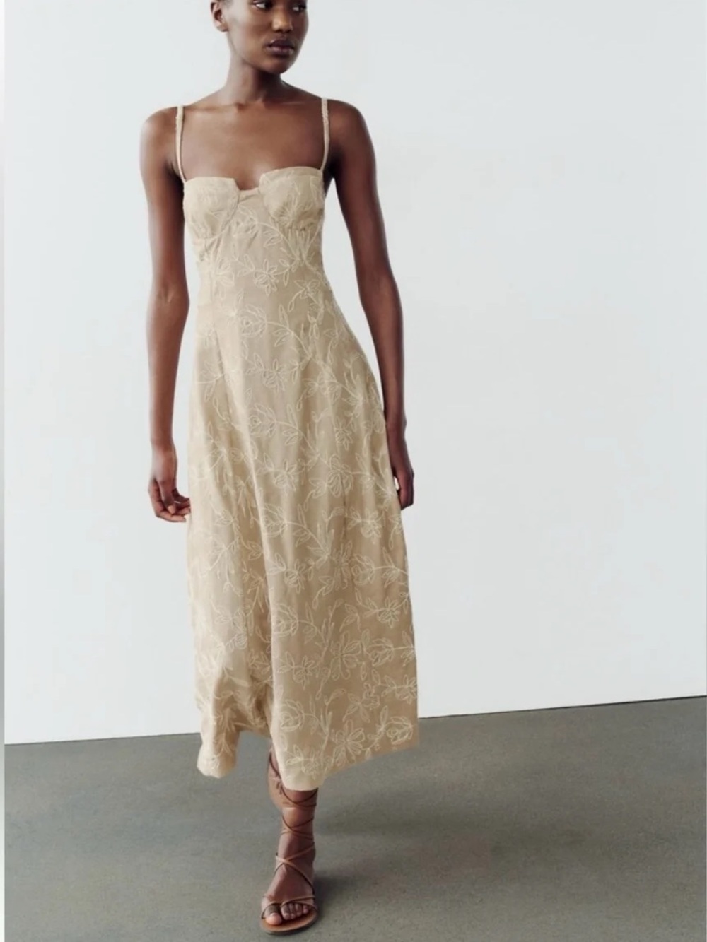 ZARA WOMAN RAISED EMBROIDERED FLORAL MIDI DRESS ECRU BEIGE